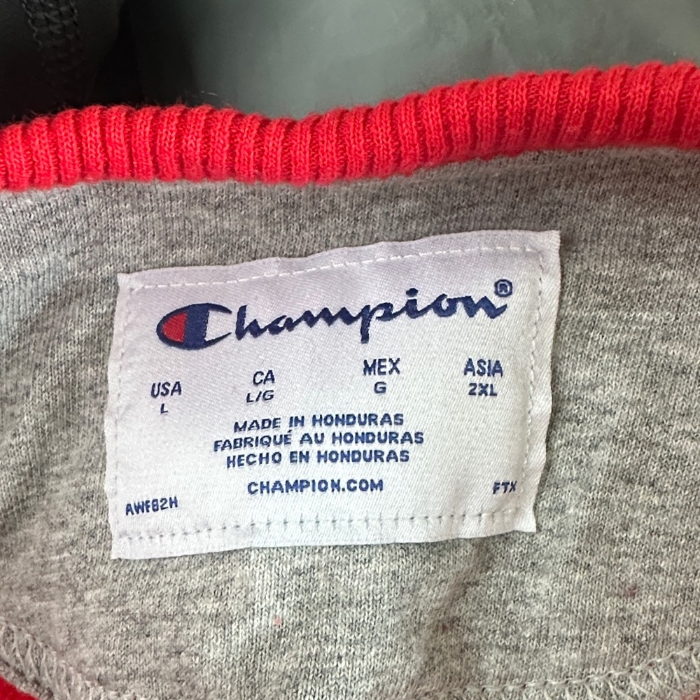 Champion Bright Red Pullover Sweatshirt with Script Logo - Picture 2 of 2